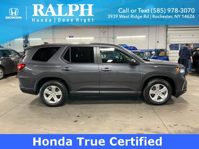2023 Honda Pilot LX AWD