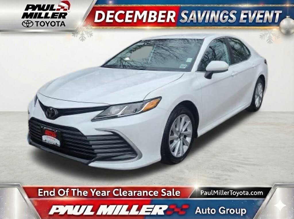 2023 Toyota Camry LE FWD