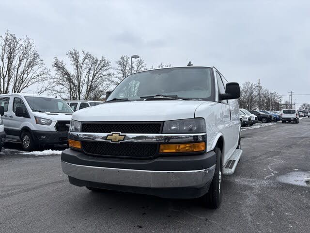 2024 Chevrolet Express Cargo 2500 RWD