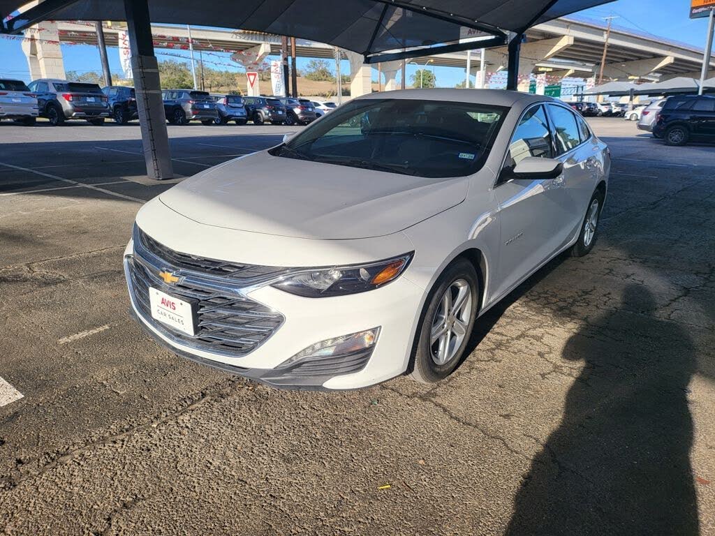 2024 Chevrolet Malibu LT with 1LT FWD