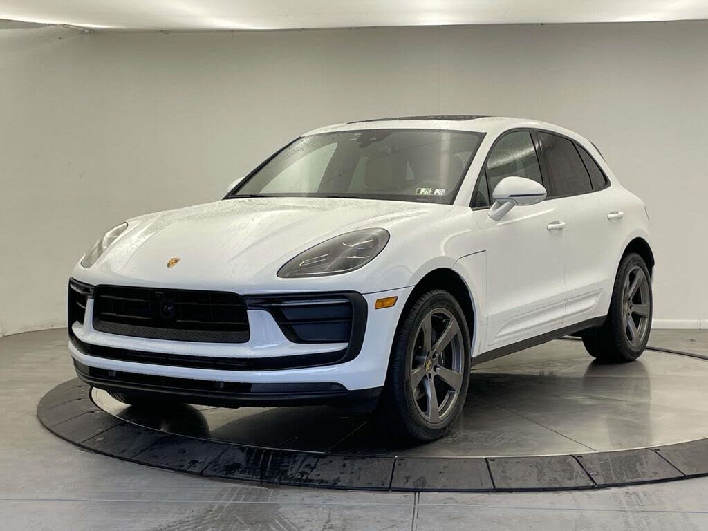 2025 Porsche Macan