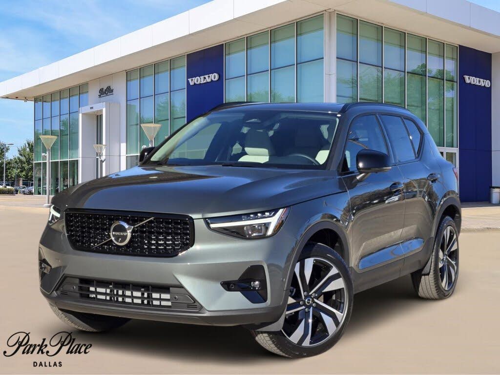 2026 Volvo XC40 B5 Ultra AWD