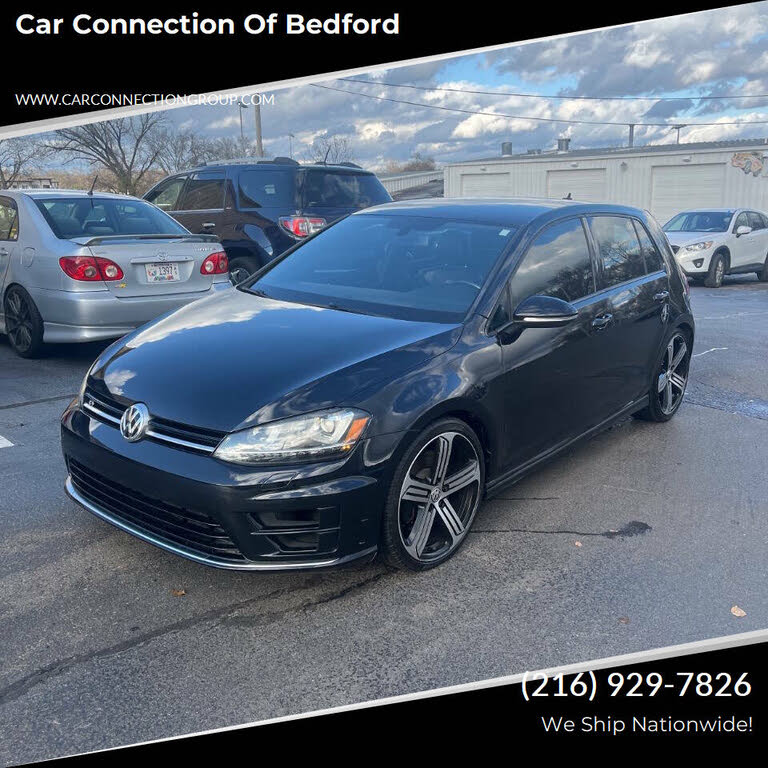 2016 Volkswagen Golf R 4-Door with DCC and Navigation