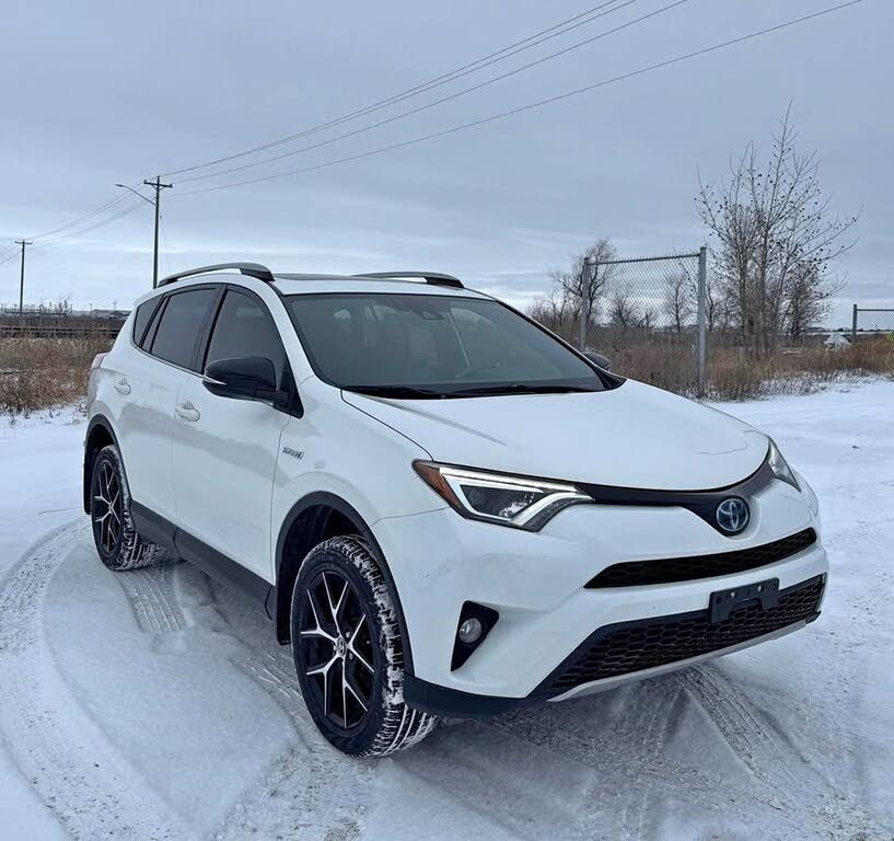 2018 Toyota RAV4 Hybrid SE AWD