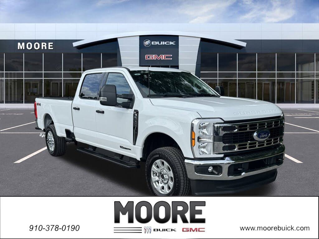 2024 Ford F-350 Super Duty XLT Crew Cab 4WD