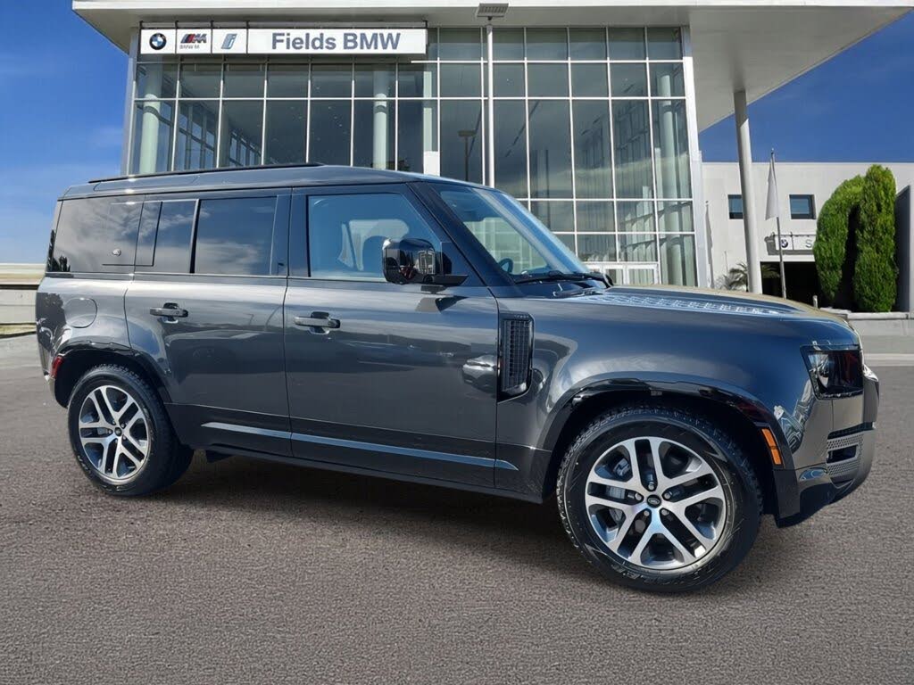 2024 Land Rover Defender 110 P400 X-Dynamic SE AWD