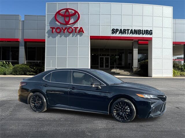 2024 Toyota Camry SE Nightshade FWD