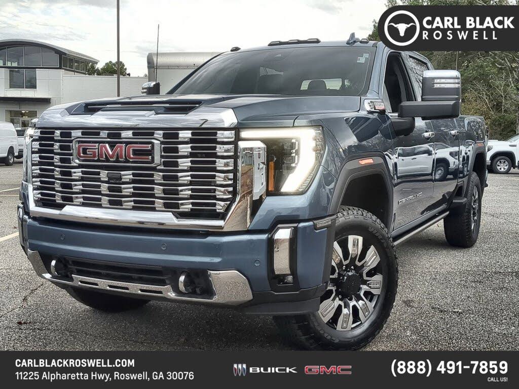 2025 GMC Sierra 2500HD Denali Crew Cab 4WD