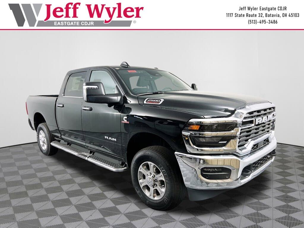 2025 RAM 2500 Big Horn Crew Cab 4WD