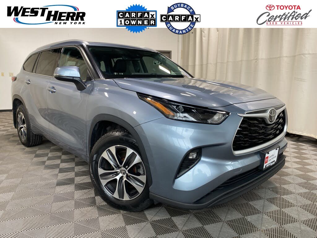 2022 Toyota Highlander XLE AWD