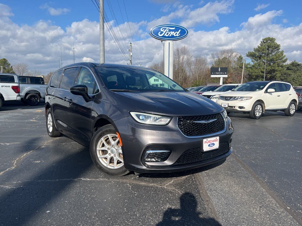 2023 Chrysler Pacifica Touring L FWD