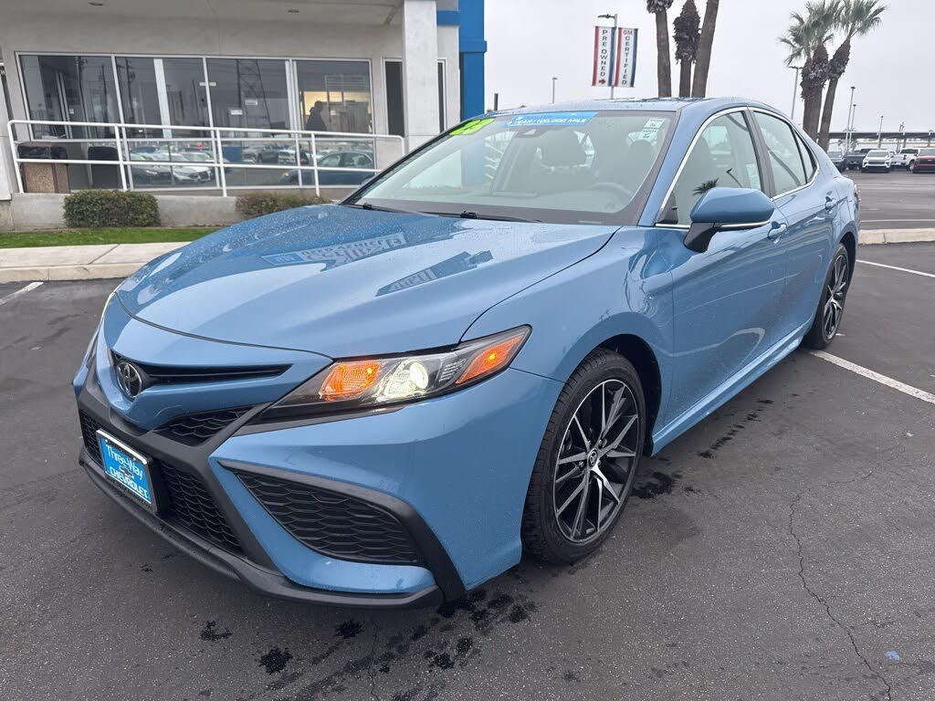 2023 Toyota Camry SE FWD