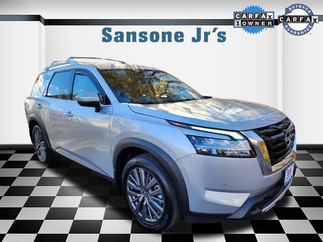2024 Nissan Pathfinder SL 4WD