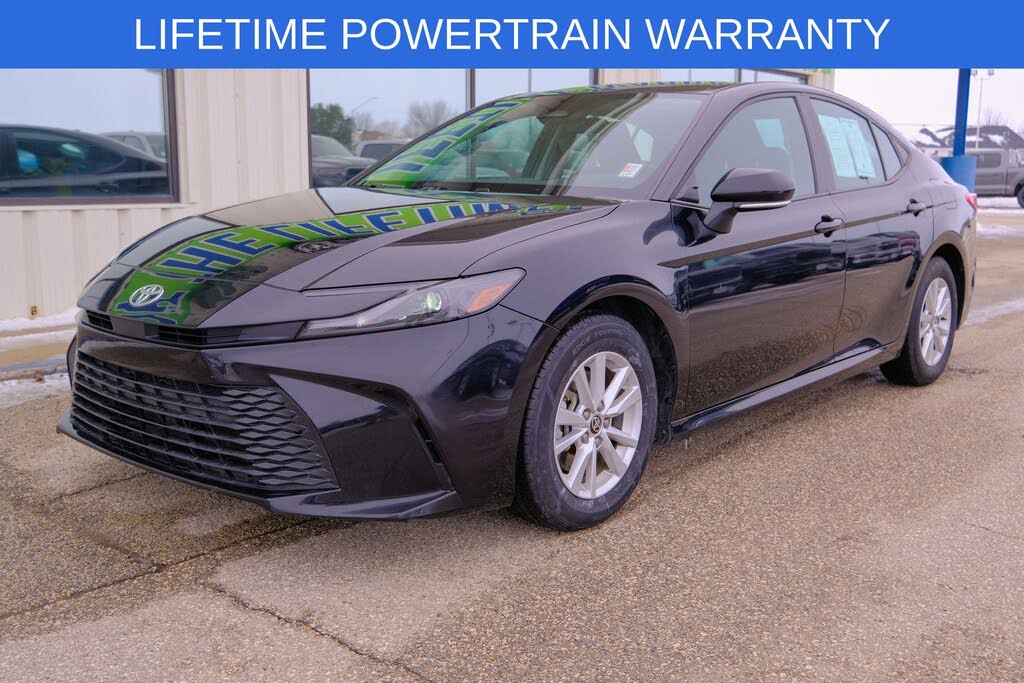 2025 Toyota Camry LE FWD