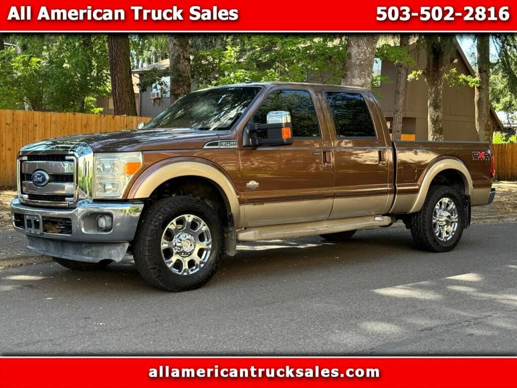 2011 Ford F-250 Super Duty King Ranch Crew Cab 4WD