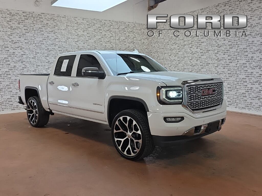 2017 GMC Sierra 1500 Denali Crew Cab 4WD
