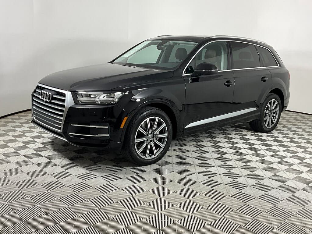2019 Audi Q7 55 TFSI quattro Premium Plus