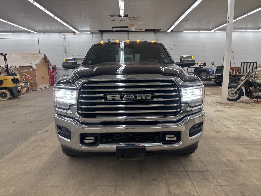 2019 RAM 3500 Laramie Longhorn Mega Cab DRW 4WD