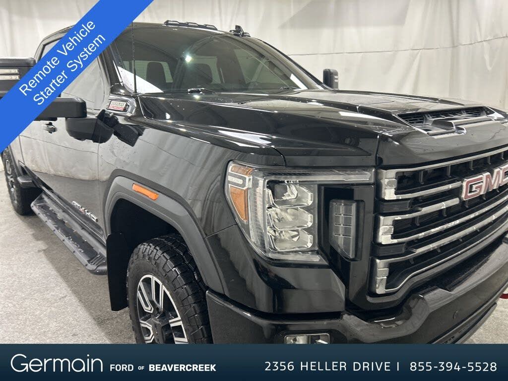 2020 GMC Sierra 2500HD AT4 Crew Cab 4WD