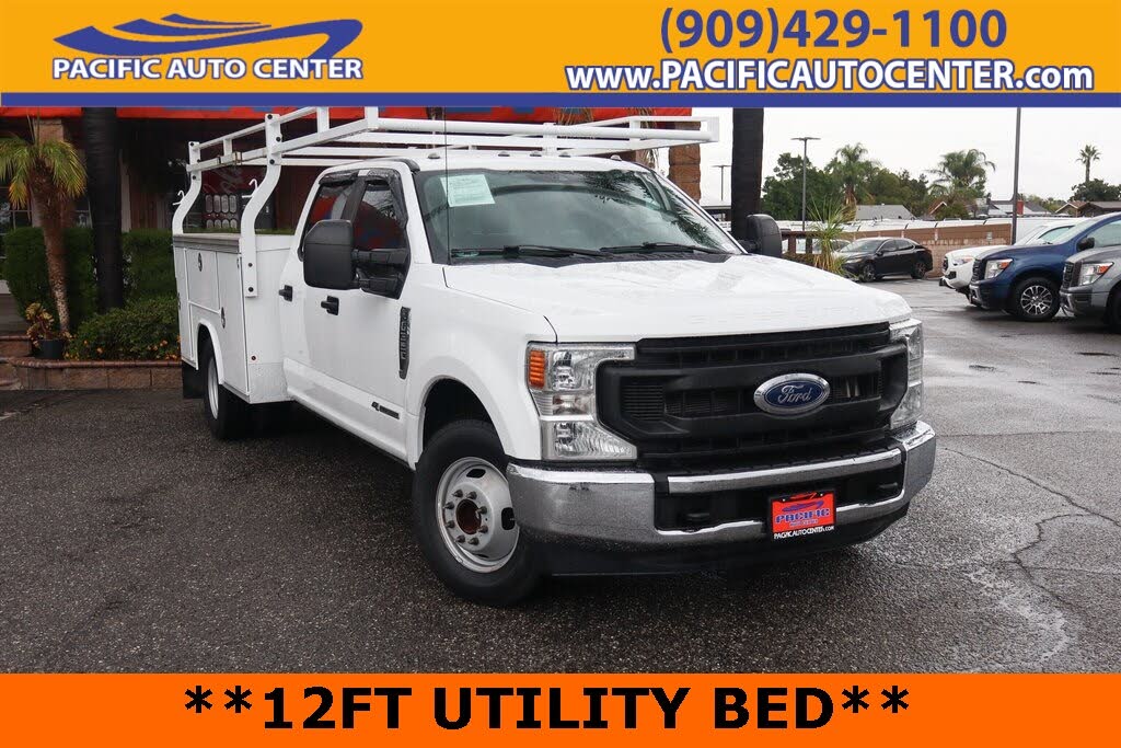 2021 Ford F-350 Super Duty Chassis XL Crew Cab DRW RWD