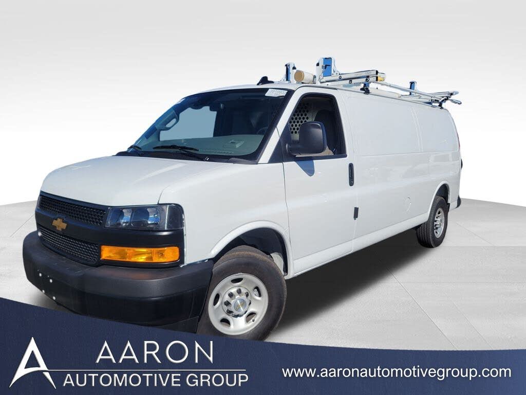 2025 Chevrolet Express Cargo 2500 RWD