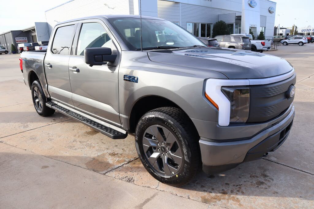 2025 Ford F-150 Lightning Flash SuperCrew AWD