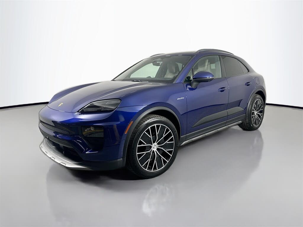 2025 Porsche Macan AWD