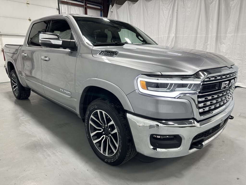 2025 RAM 1500 Limited Crew Cab 4WD