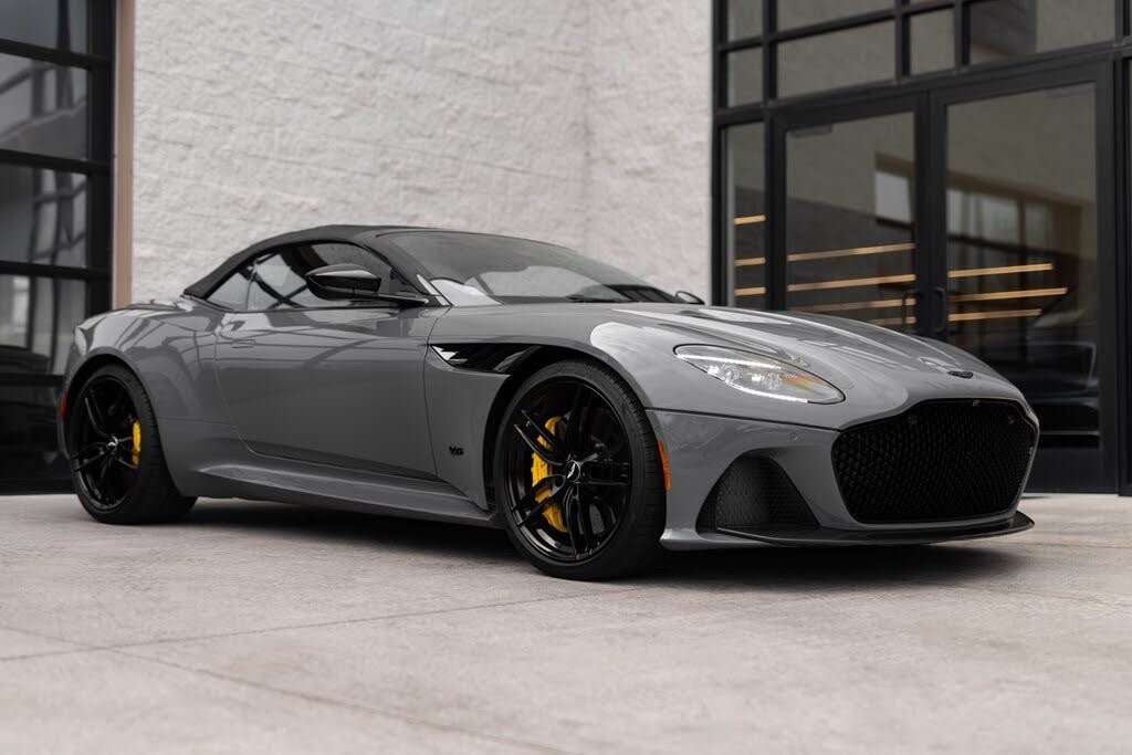 2022 Aston Martin DBS Superleggera Volante RWD
