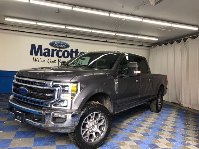 2022 Ford F-250 Super Duty Lariat Crew Cab 4WD