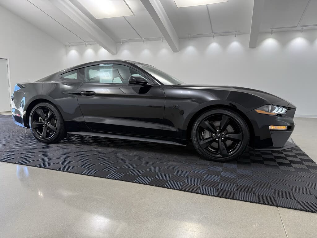 2022 Ford Mustang GT Premium Fastback RWD