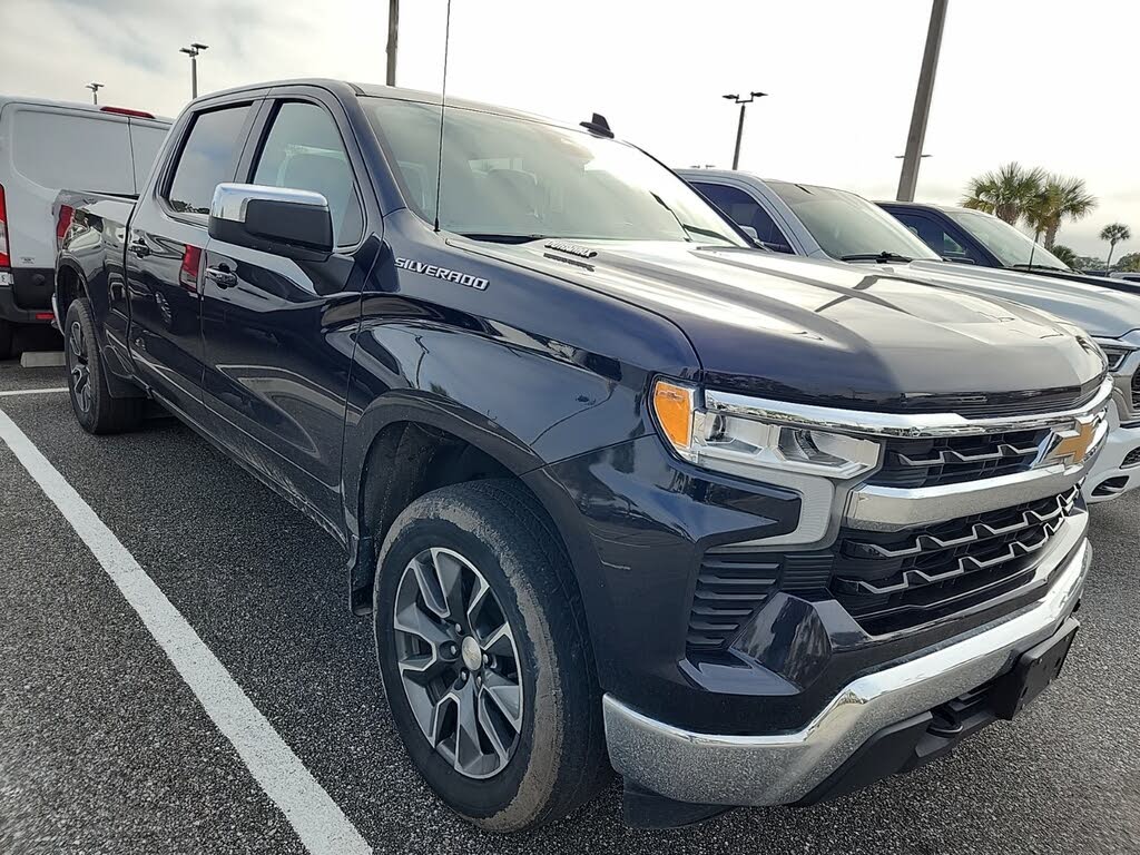 2023 Chevrolet Silverado 1500 LT Crew Cab 4WD