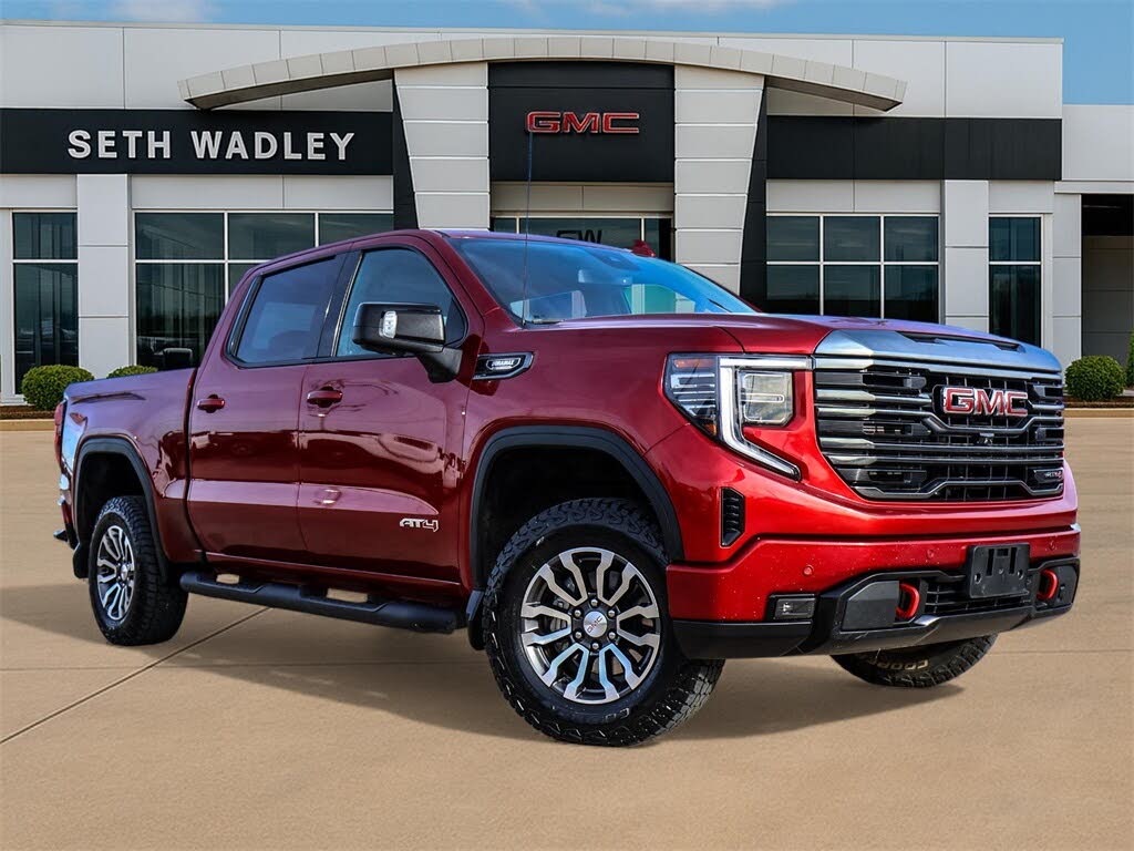 2023 GMC Sierra 1500 AT4 Crew Cab 4WD