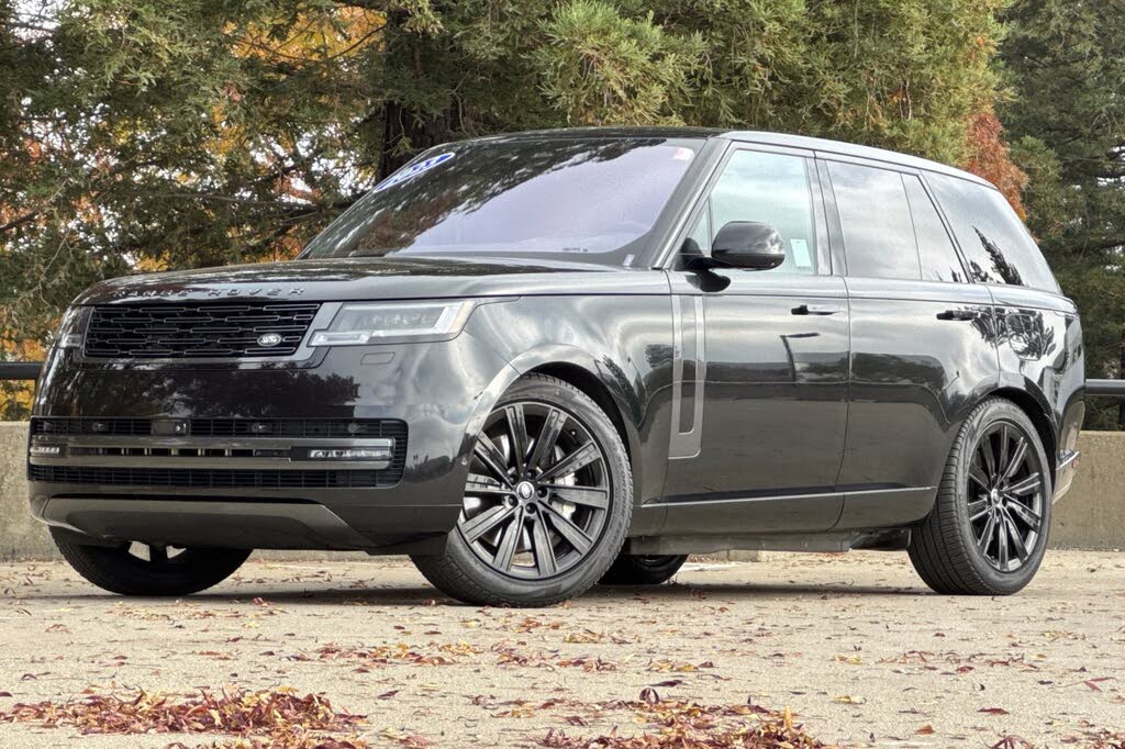 2023 Land Rover Range Rover P440e SE AWD
