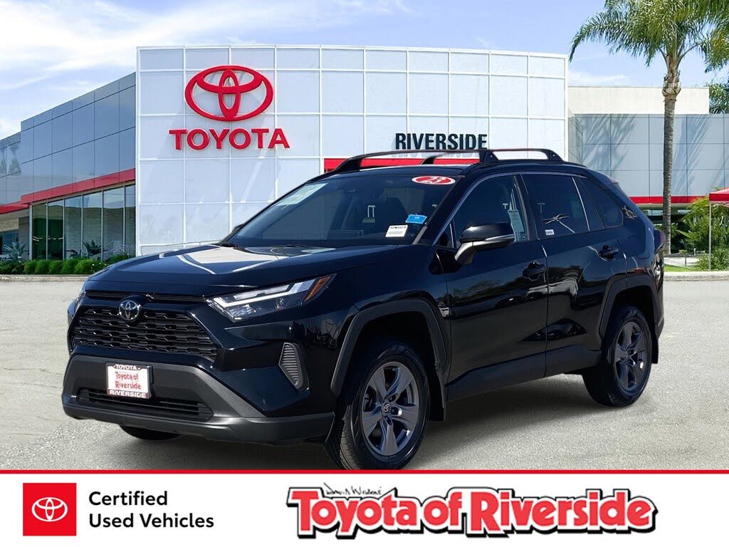 2023 Toyota RAV4 XLE FWD