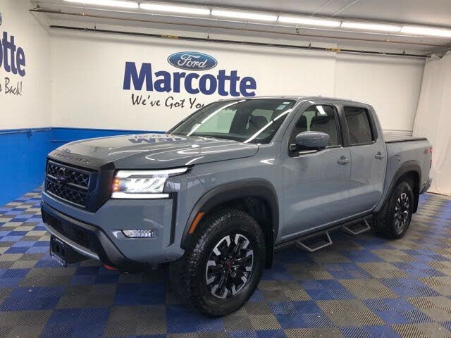 2024 Nissan Frontier PRO-4X Crew Cab 4WD