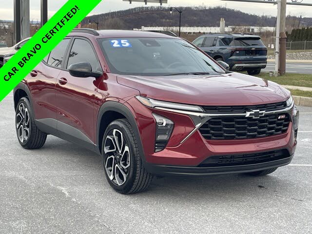 2025 Chevrolet Trax RS with 2RS FWD