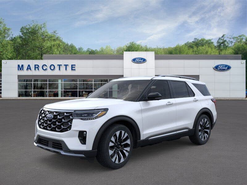 2026 Ford Explorer Platinum AWD