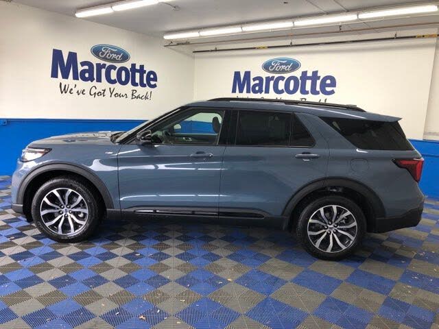 2026 Ford Explorer ST-Line AWD