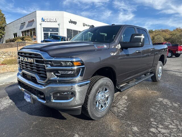 2026 RAM 2500 Tradesman Crew Cab 4WD