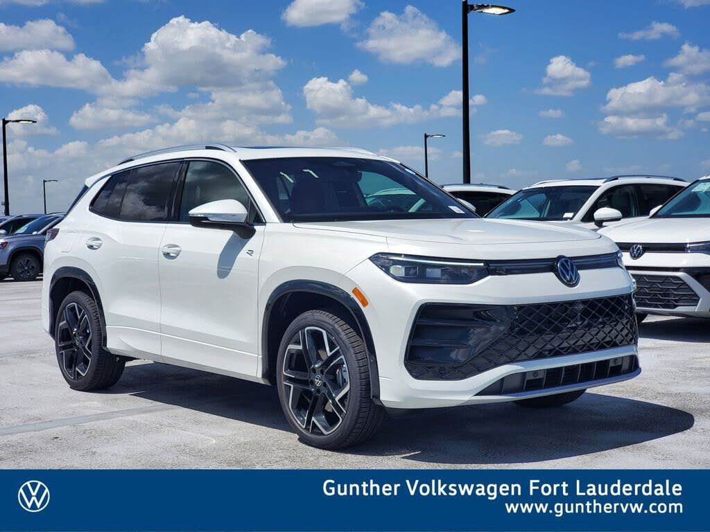 2026 Volkswagen Tiguan SEL R-Line Turbo 4Motion