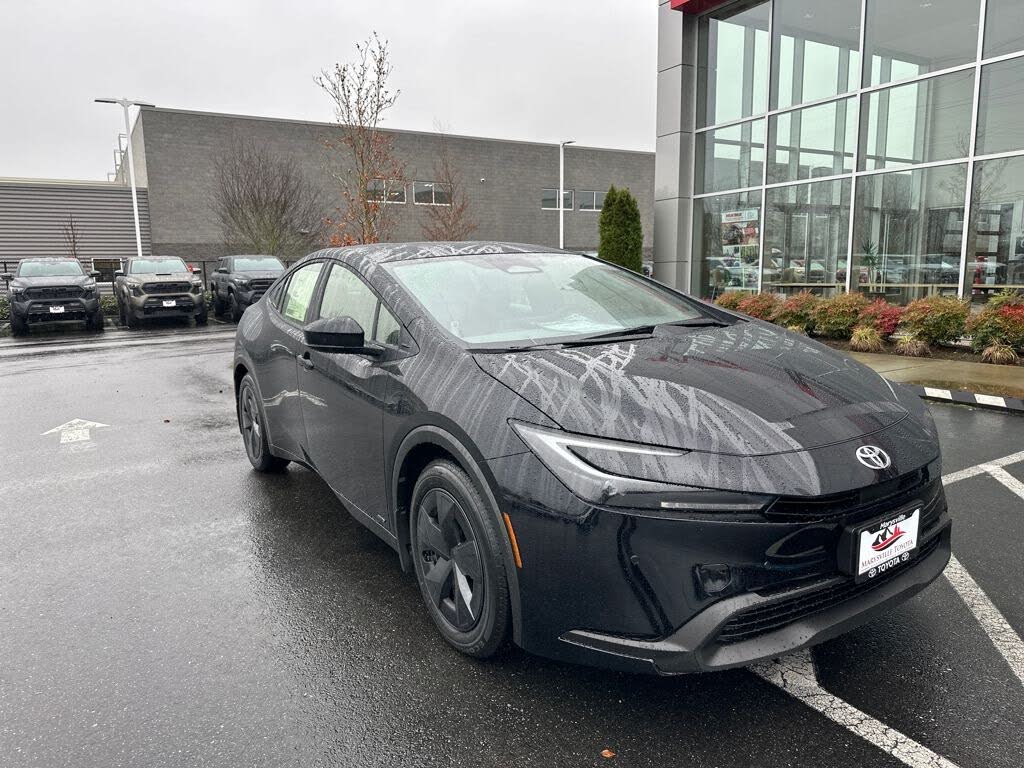 2026 Toyota Prius LE AWD