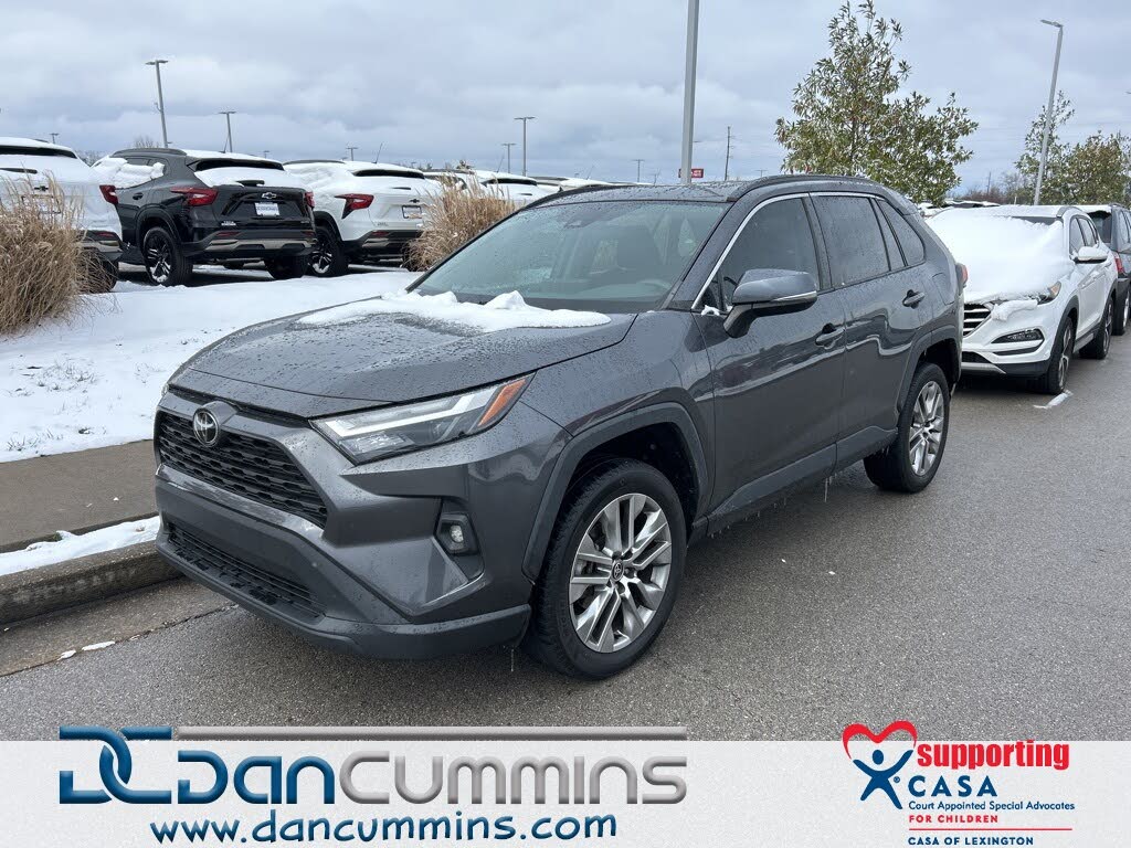 2022 Toyota RAV4 XLE Premium FWD