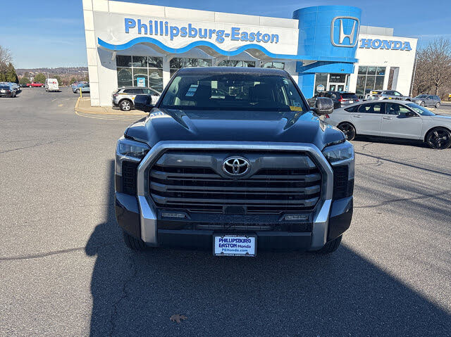 2023 Toyota Tundra Limited CrewMax Cab LB 4WD