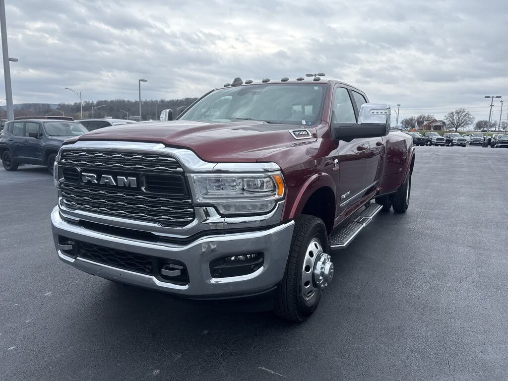 2024 RAM 3500 Limited Crew Cab LB DRW 4WD