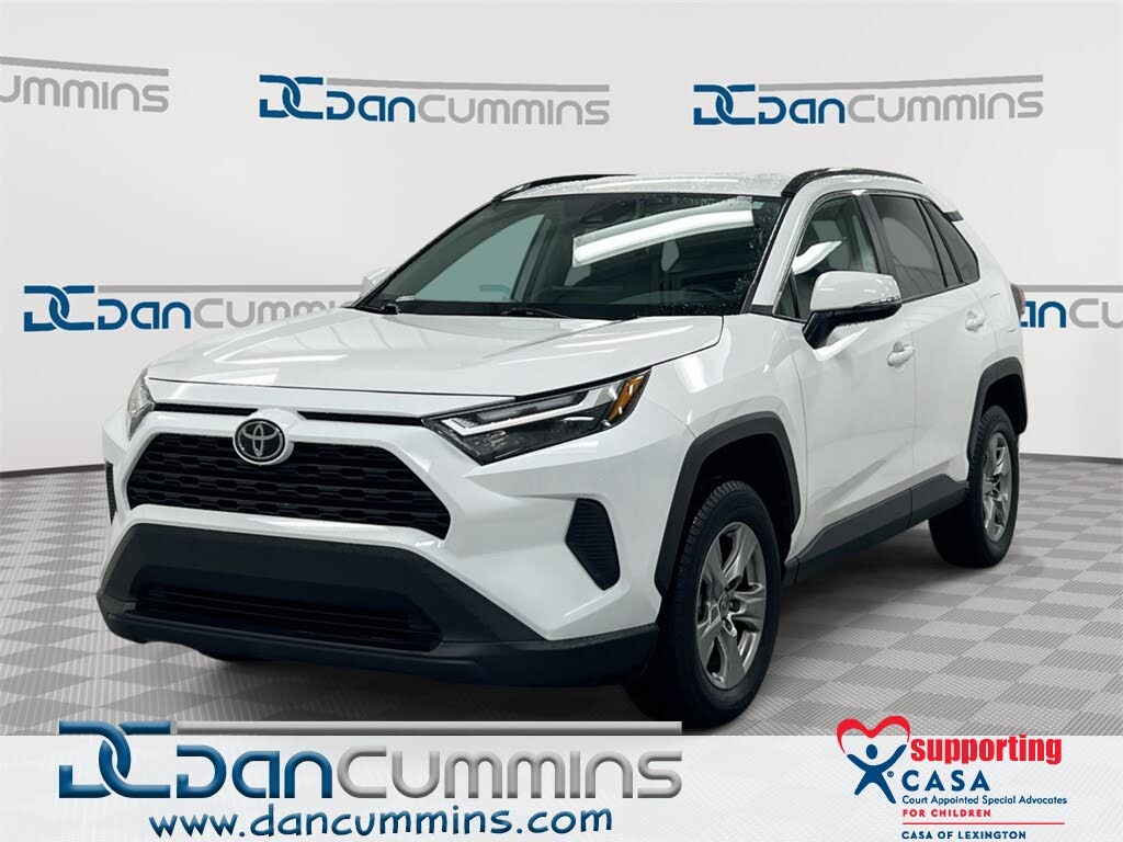2024 Toyota RAV4 XLE FWD
