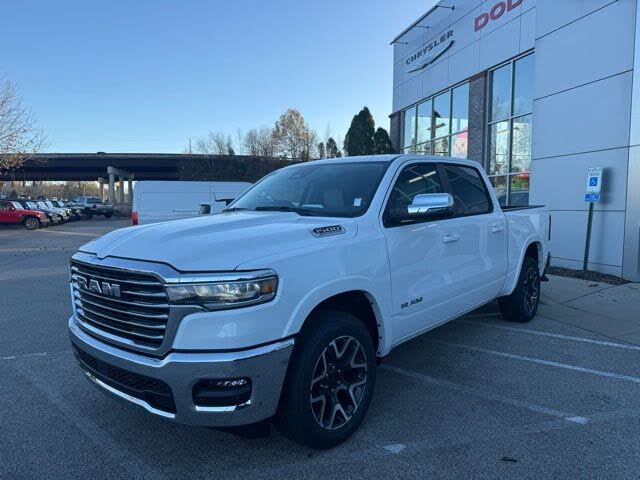 2026 RAM 1500 Laramie Crew Cab 4WD
