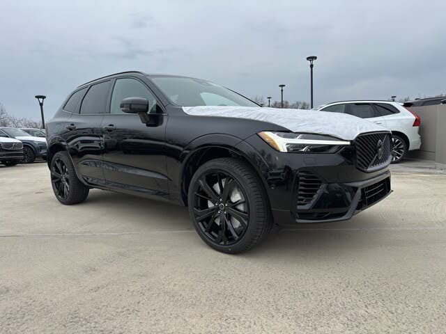 2026 Volvo XC60 B5 Ultra Black Edition AWD