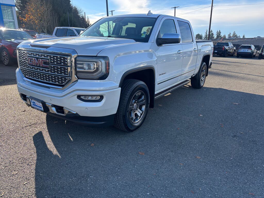 2016 GMC Sierra 1500 Denali Crew Cab 4WD