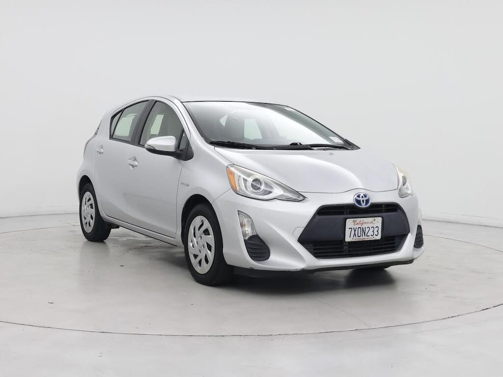 2016 Toyota Prius c One
